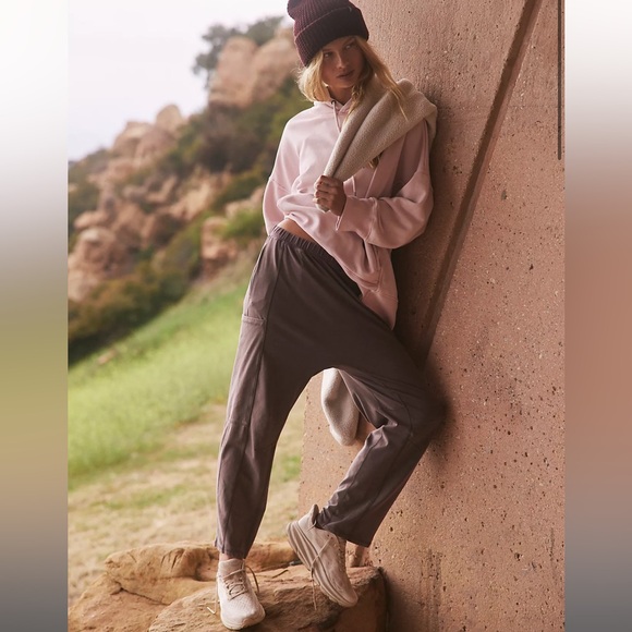 Free People Hot Shot Pants - Picture 7 of 10